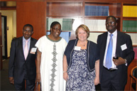 Comisionada Dinah Shelton, de la CIDH, junto a tres miembros de la Secretara Ejecutiva de la Comisin Africana de Derechos Humanos y de los Pueblos.