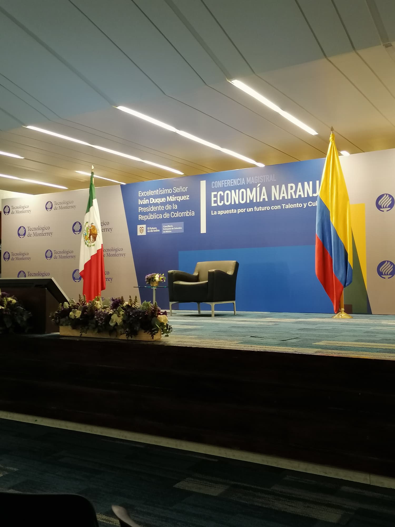 Conferencia Magistral "Economía Naranja" por el Presidente de la República de Colombia, Sr. Iván Duque Márquez(10 de marzo de 2020)