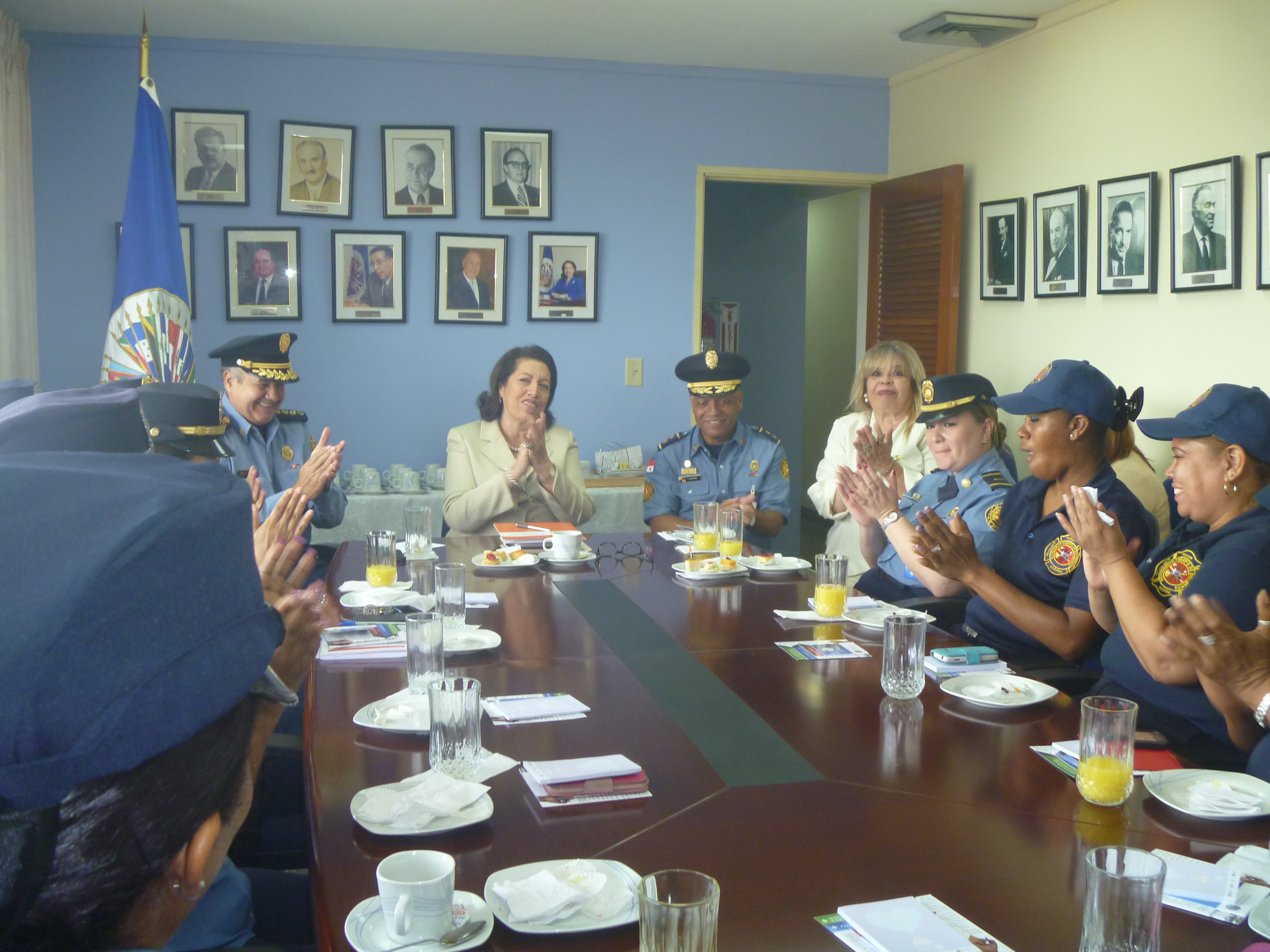 Reunión con el Benemérito Cuerpo de Bomberos de Panamá(6 de marzo de 2014)